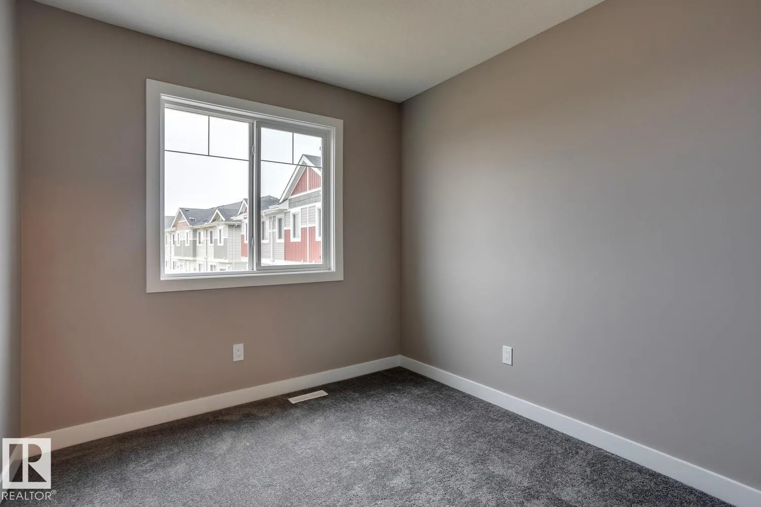 #84 13139 205 ST NW