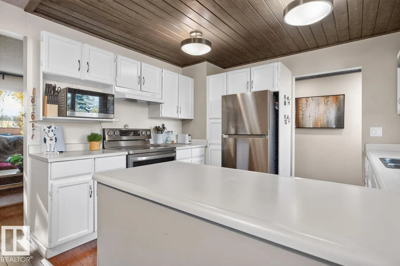43 MORELAND CR