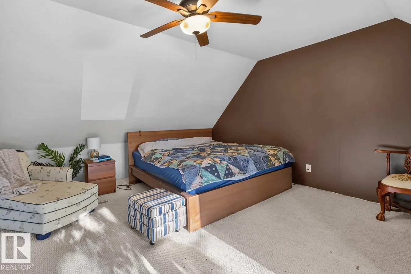 43 MORELAND CR