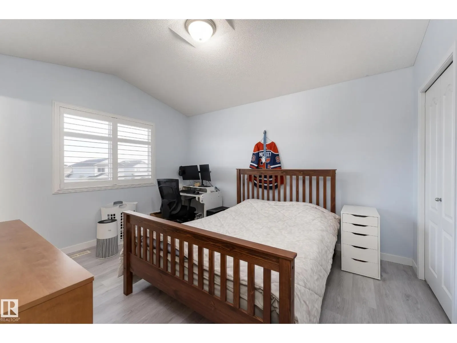 112 BRINTNELL BV NW