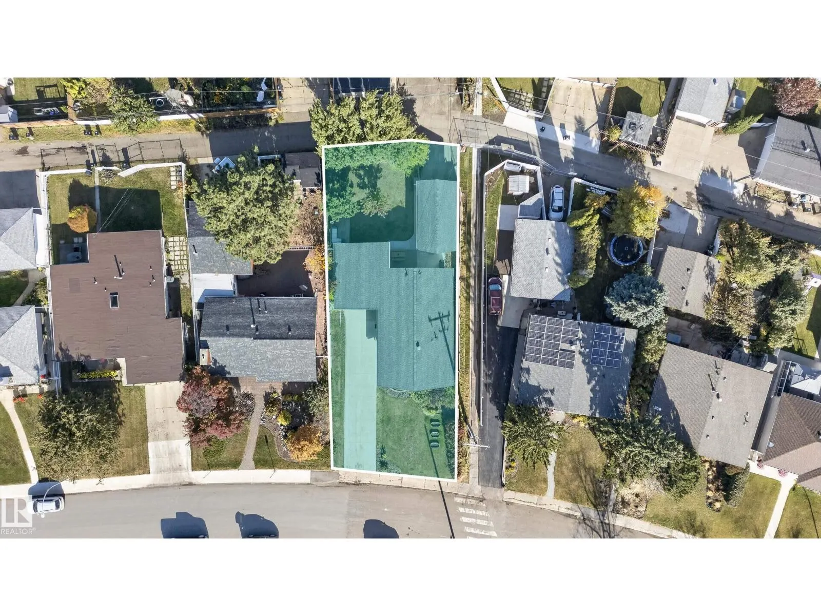 6512 94 AV NW