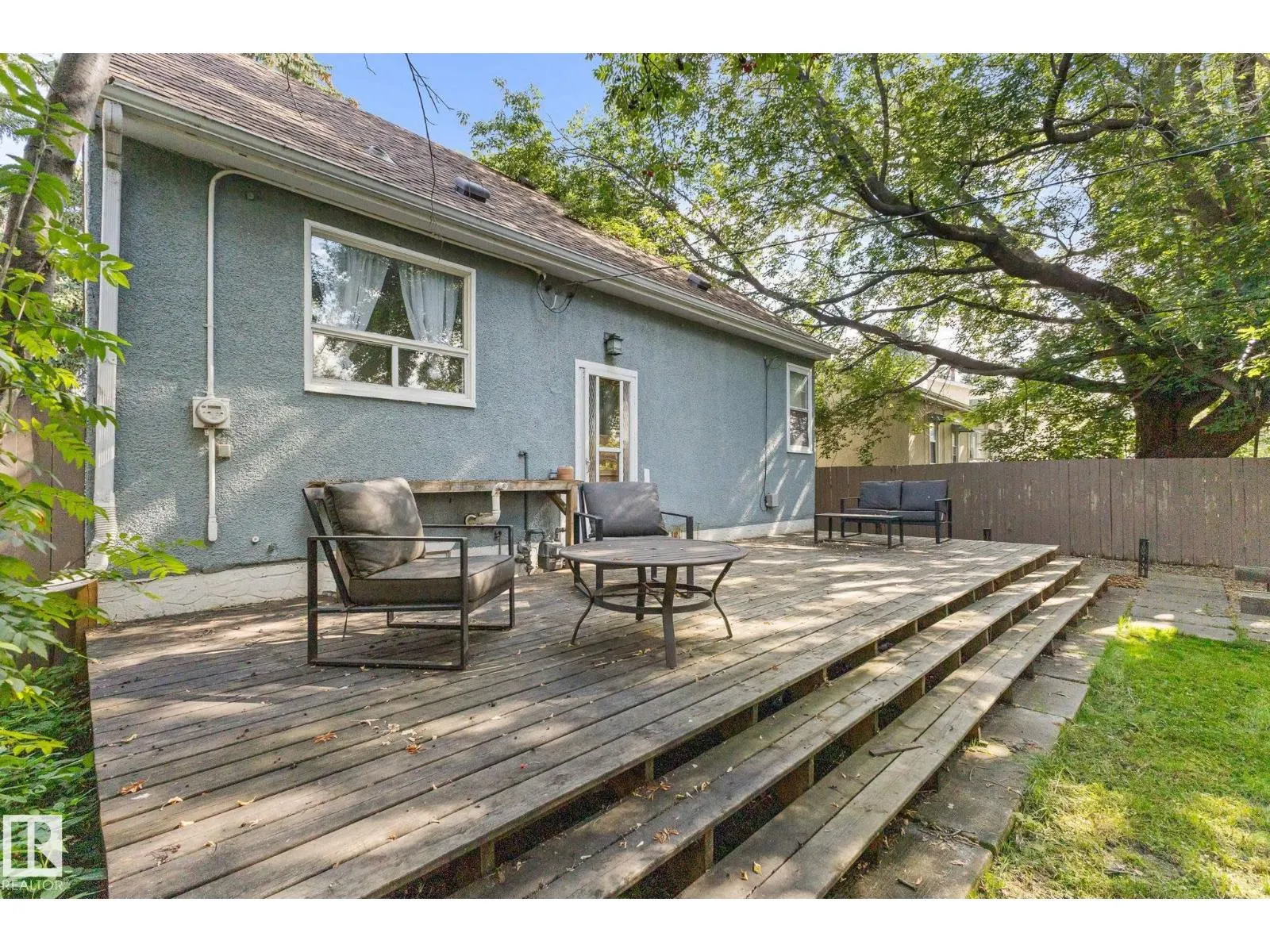 12034 104 ST NW