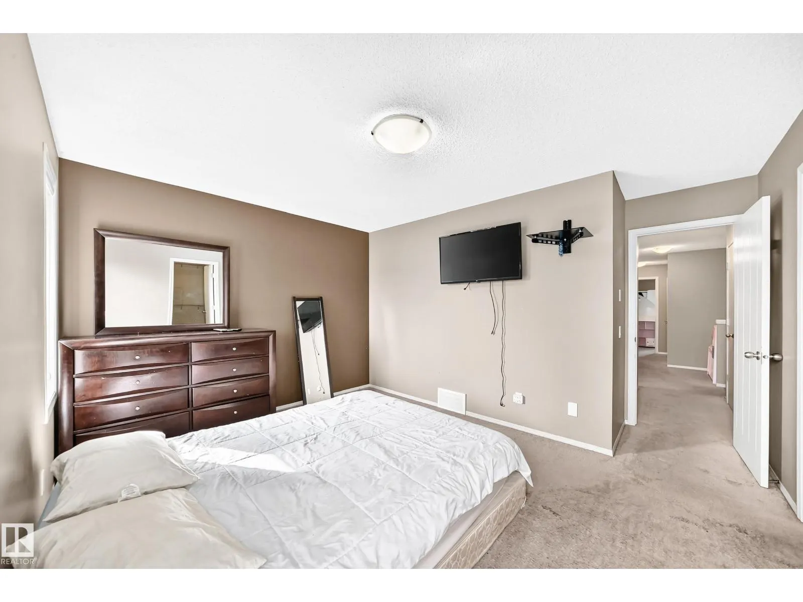 17311 120 ST NW