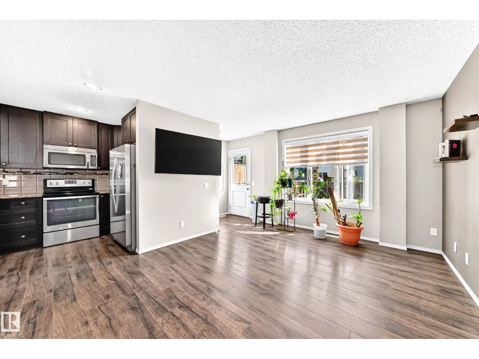 17311 120 ST NW