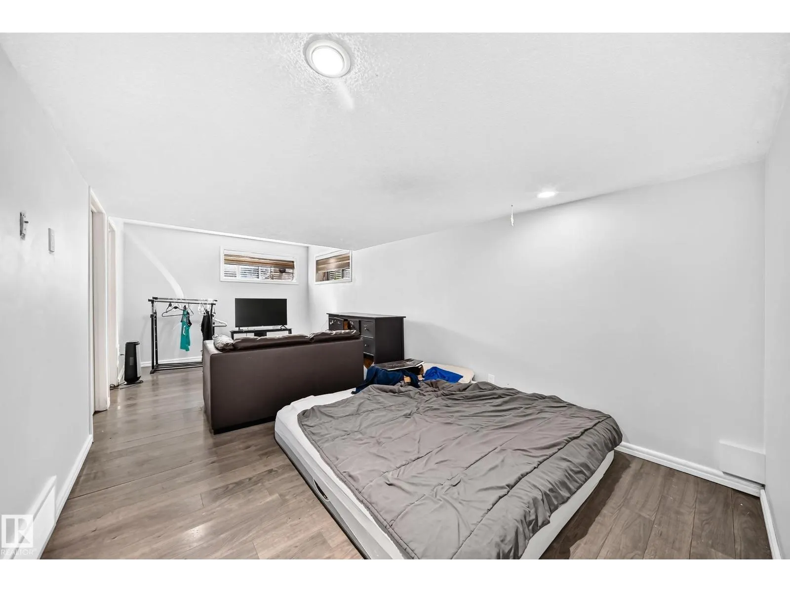 17311 120 ST NW