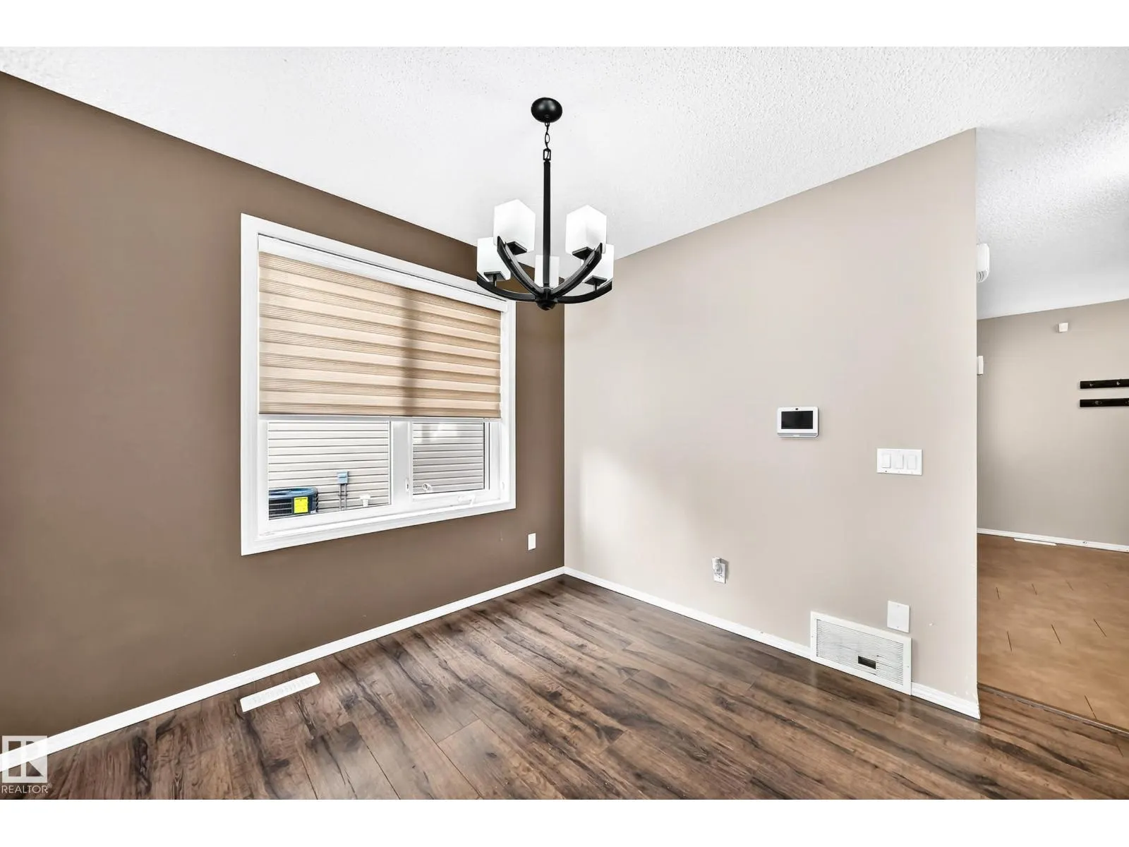 17311 120 ST NW