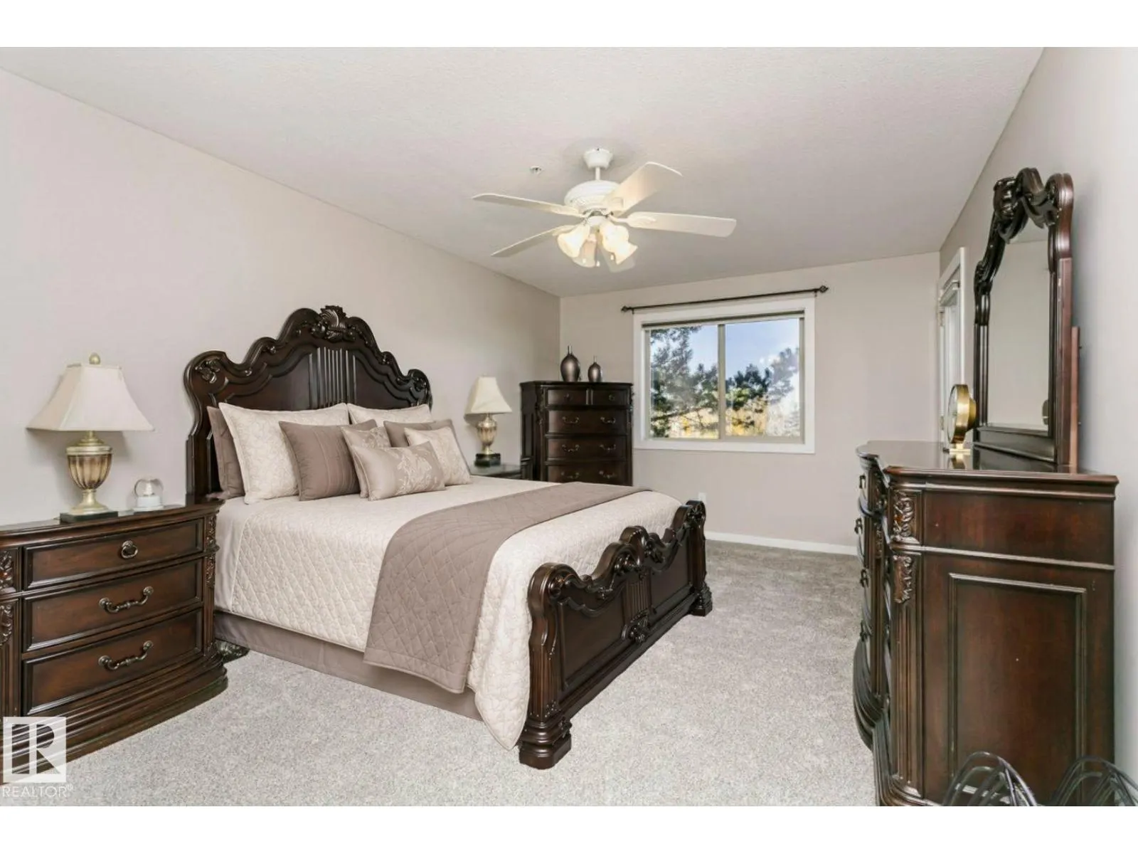 #325 278 SUDER GREENS DR NW