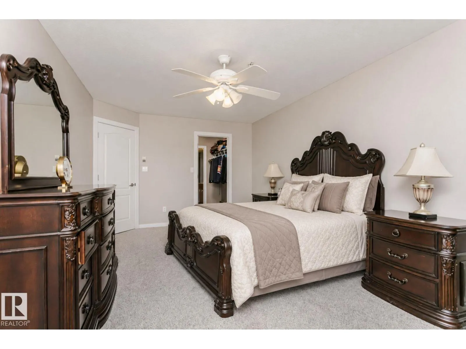 #325 278 SUDER GREENS DR NW
