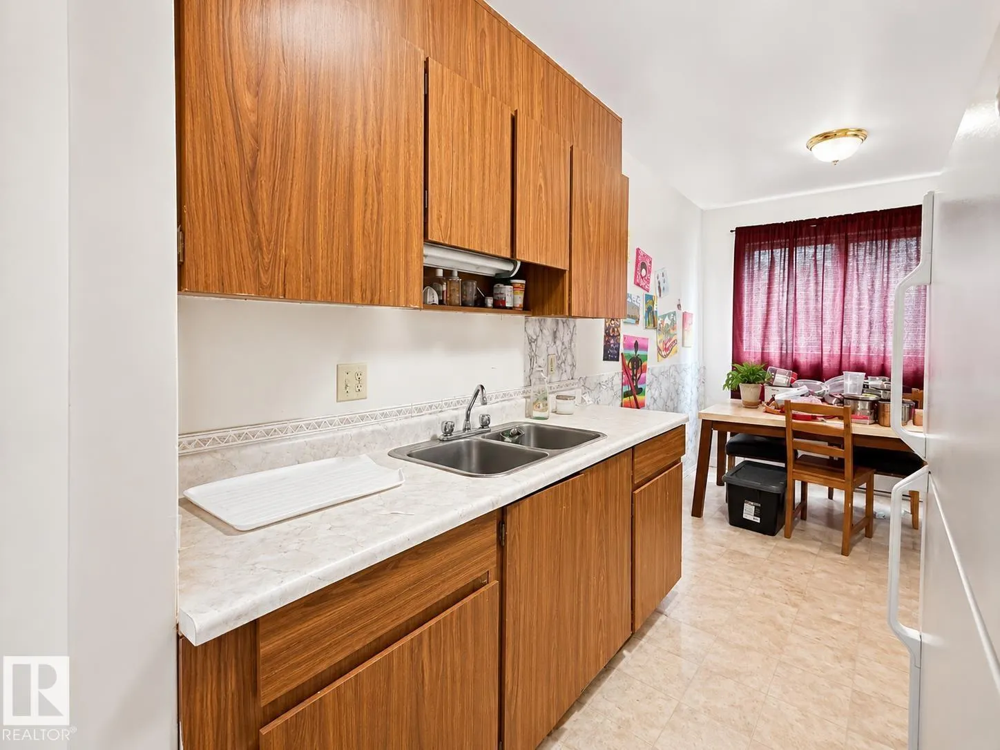#38 11265 31 AV NW