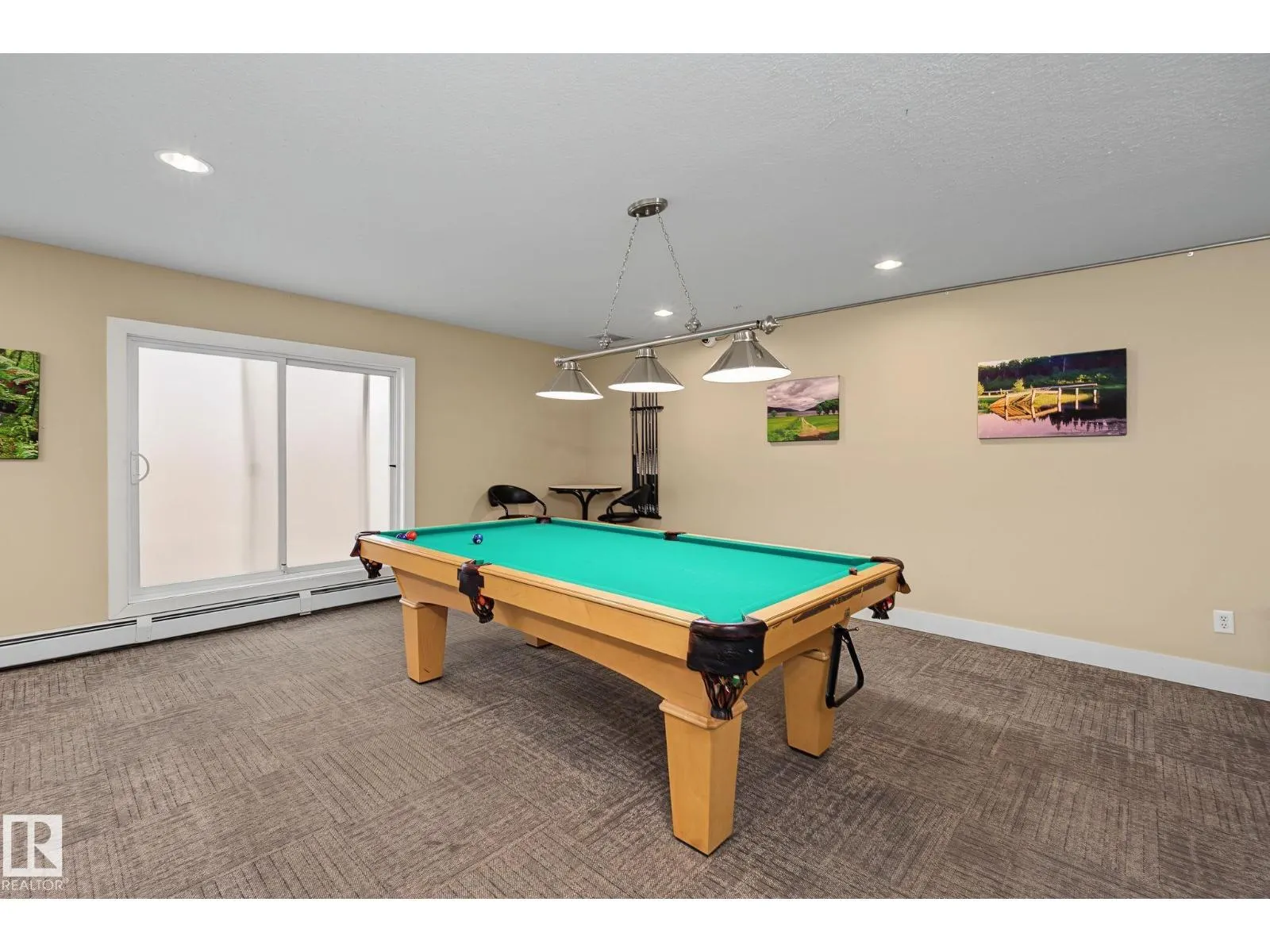 #102 646 MCALLISTER LO SW