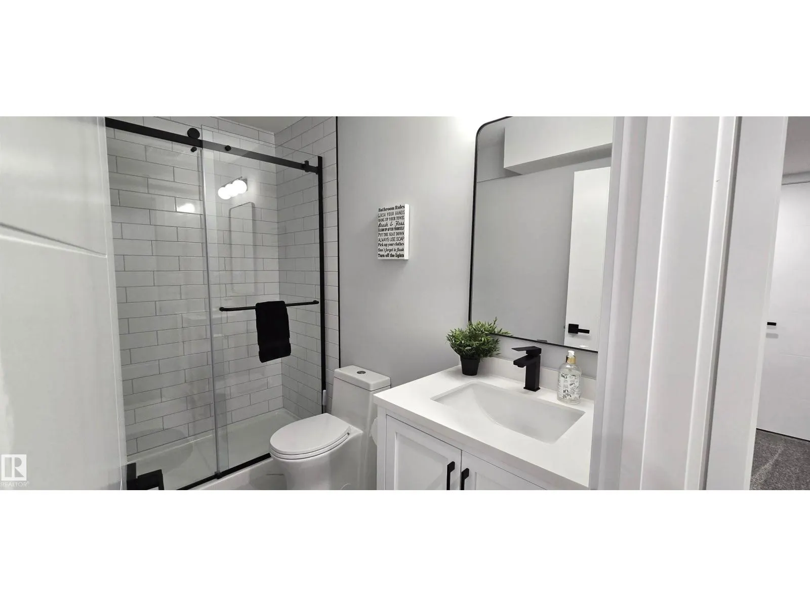 15883 13 AV SW