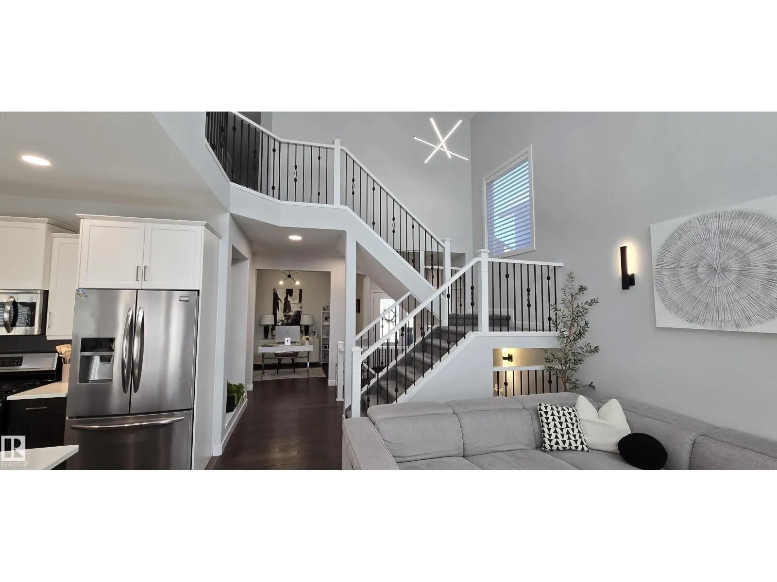 15883 13 AV SW