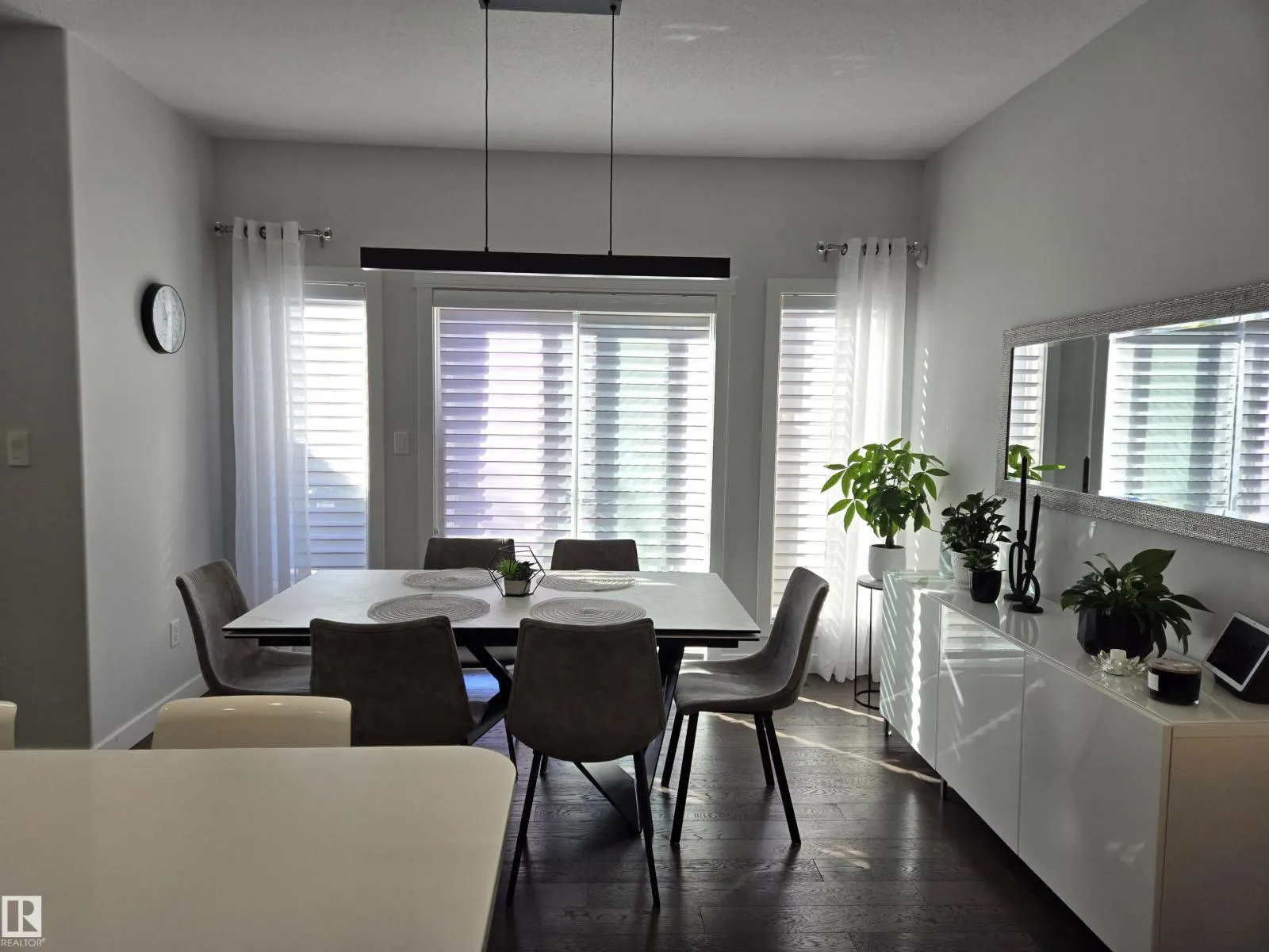 15883 13 AV SW