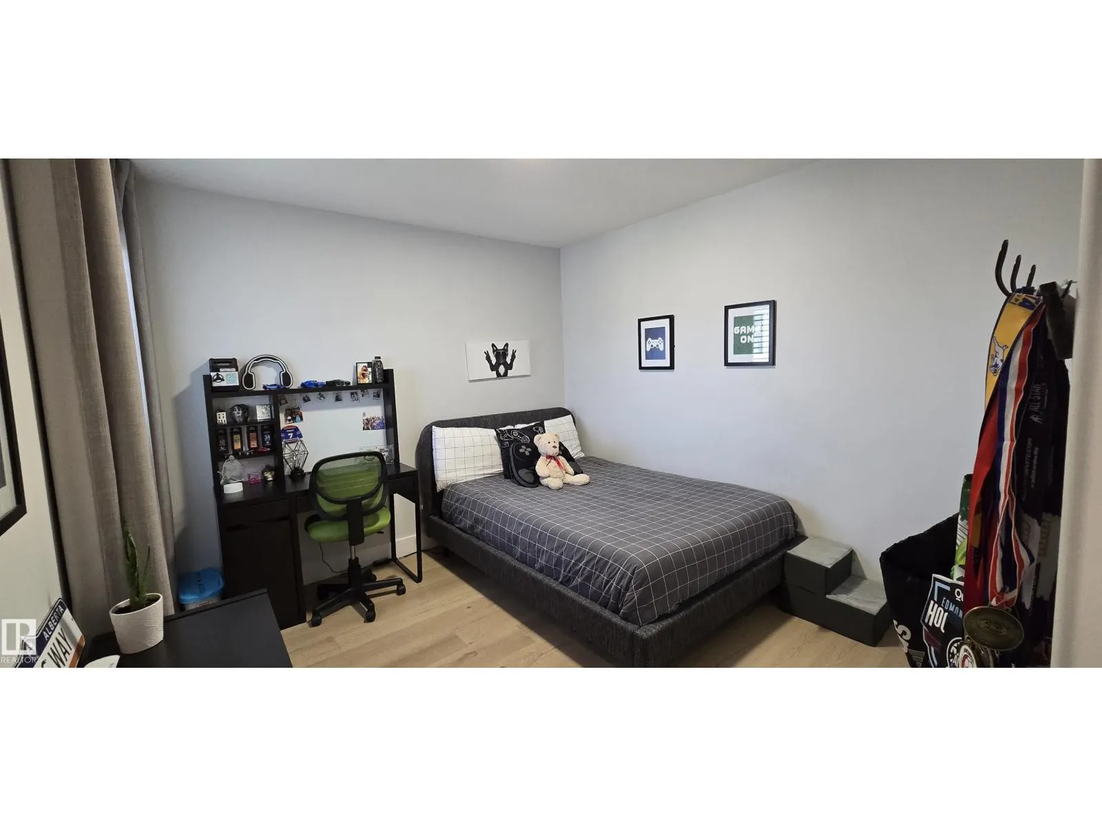 15883 13 AV SW