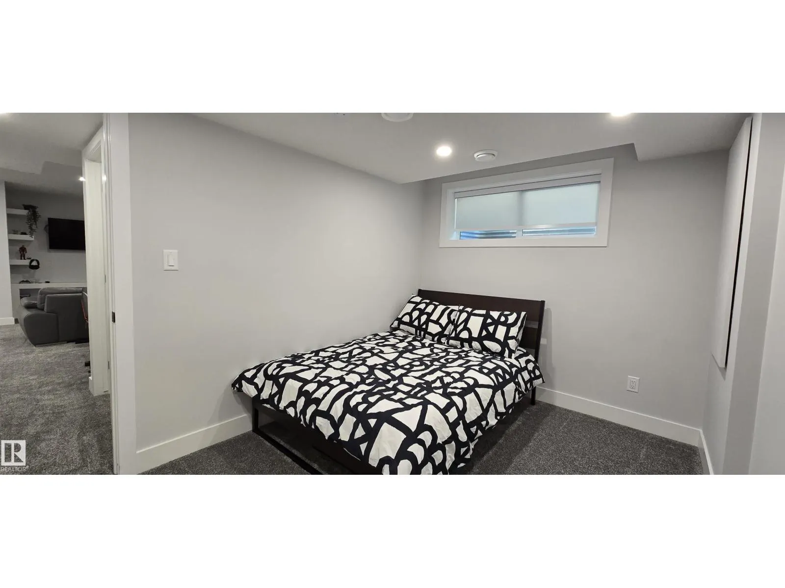 15883 13 AV SW