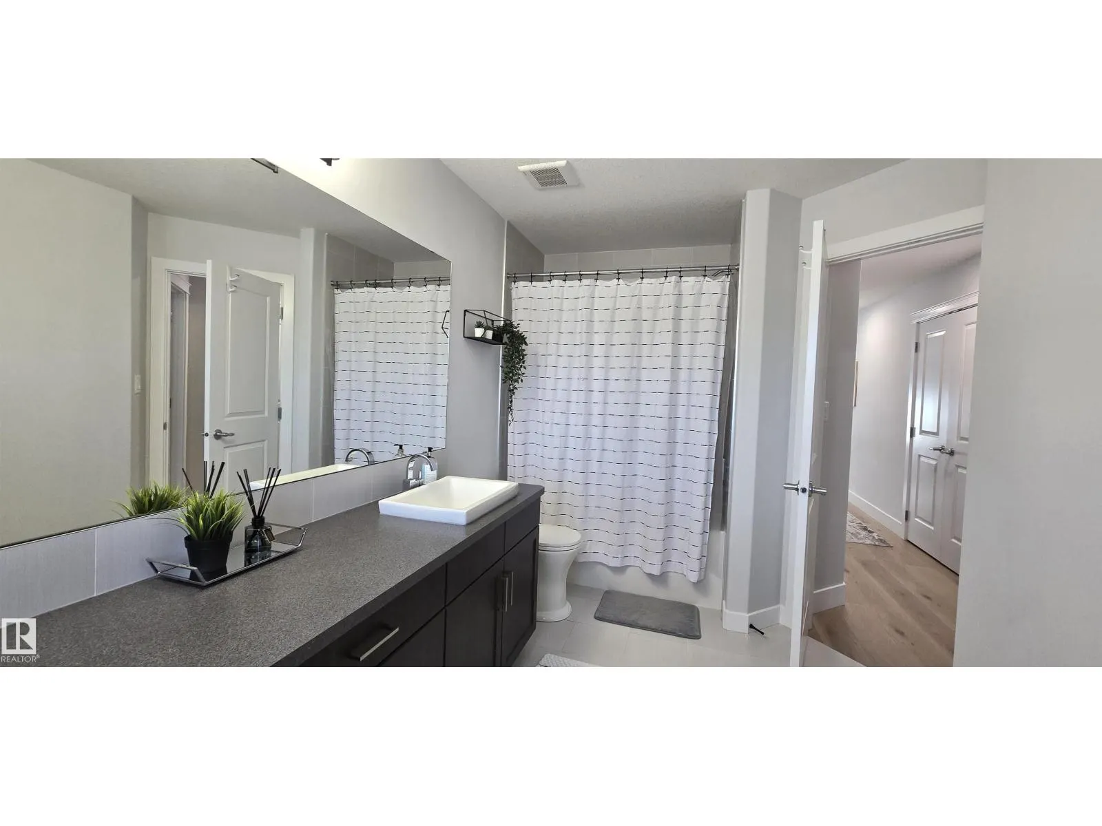15883 13 AV SW