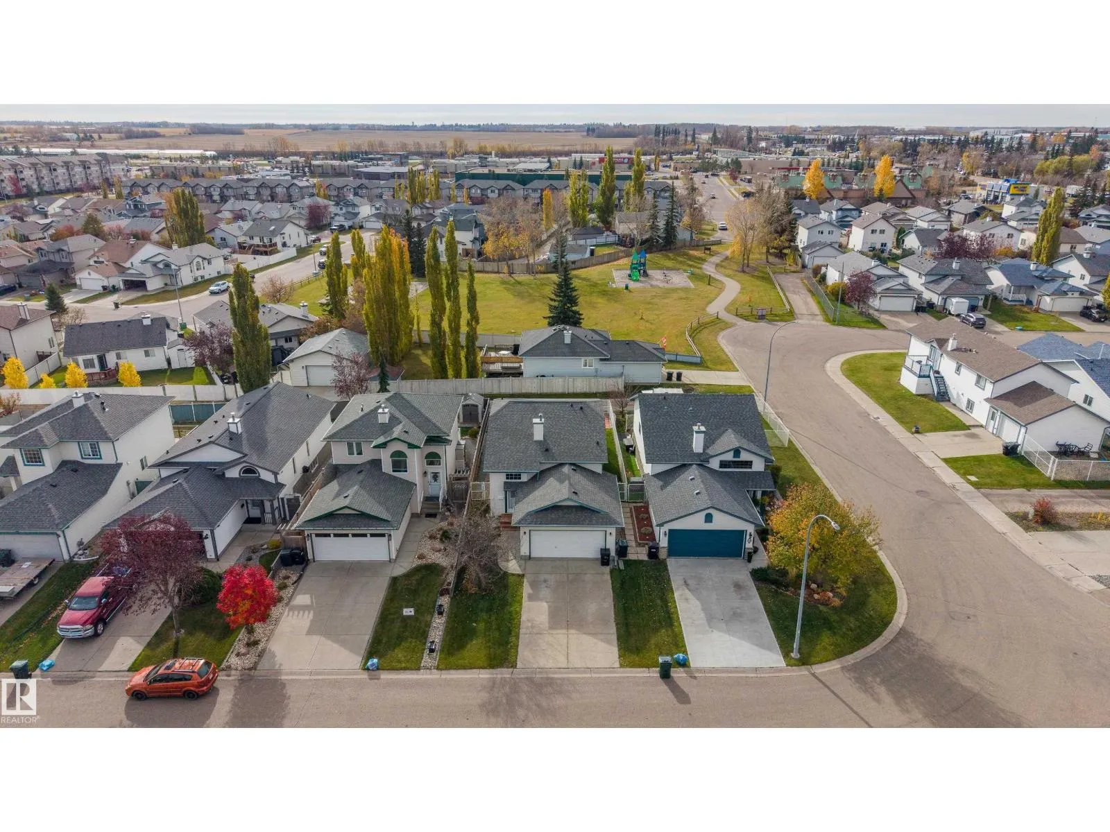 75 LANDSDOWNE DR
