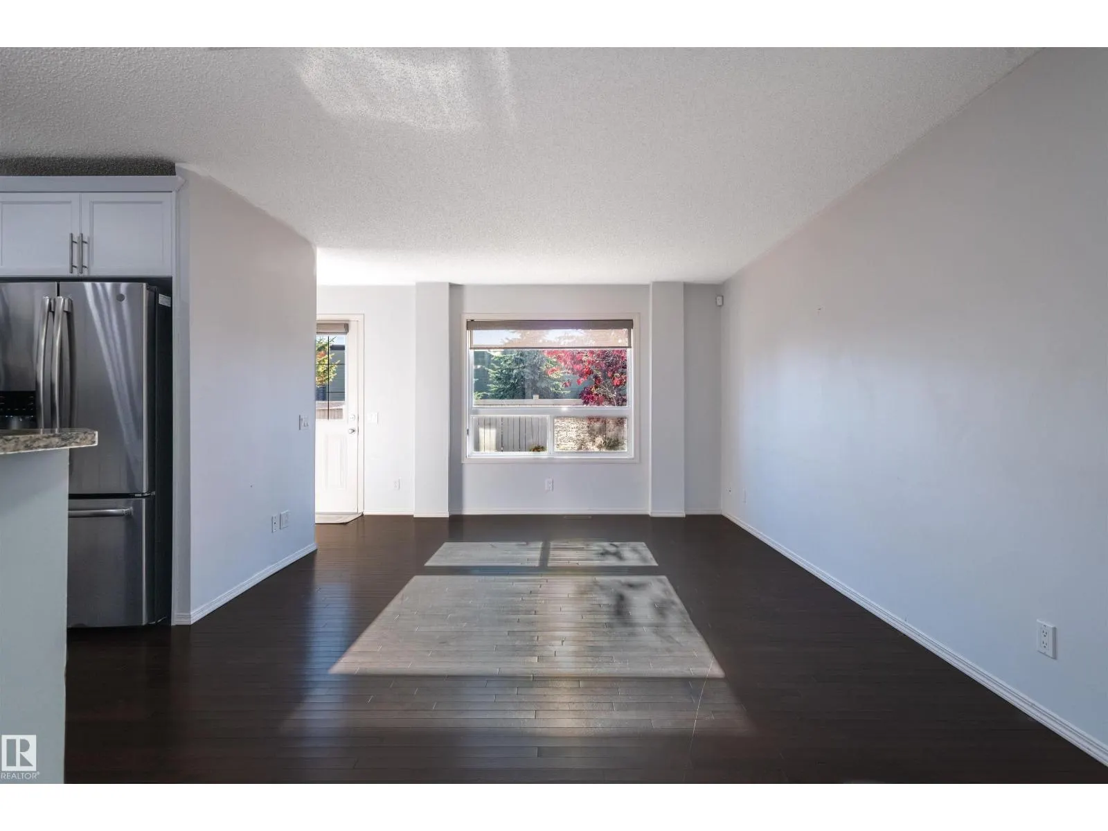 21413 94 AV NW