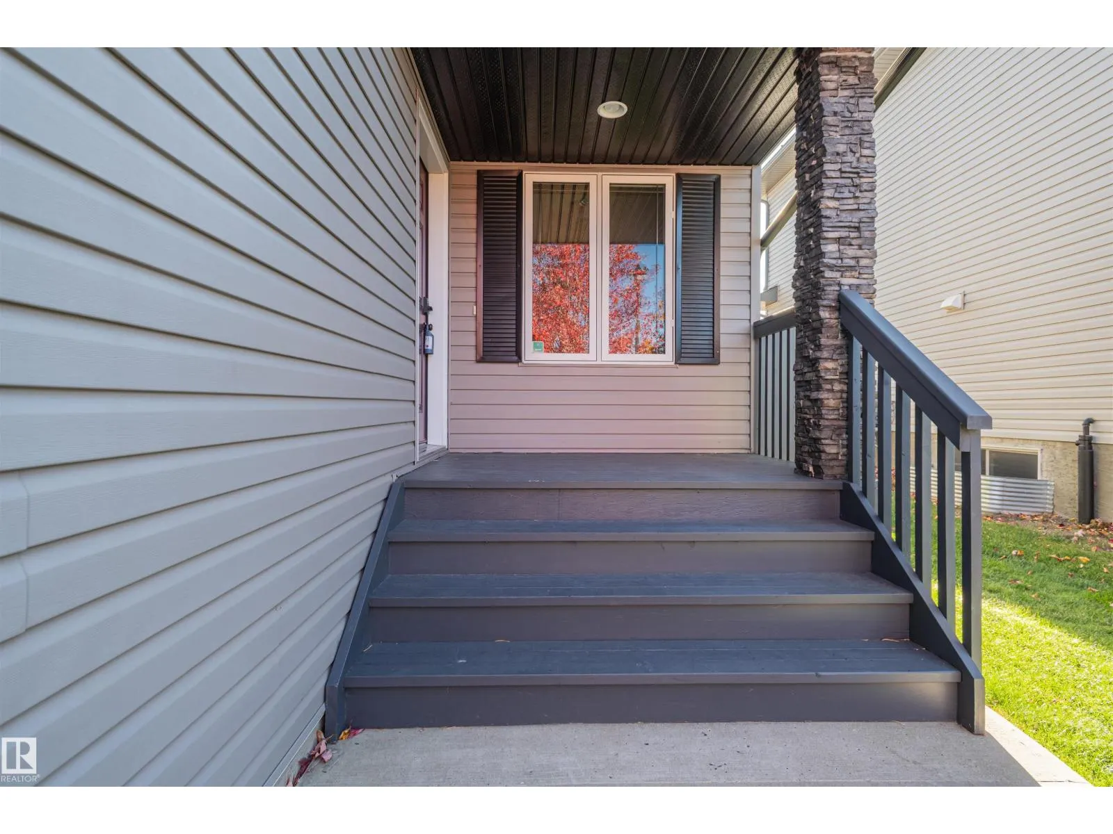 21413 94 AV NW