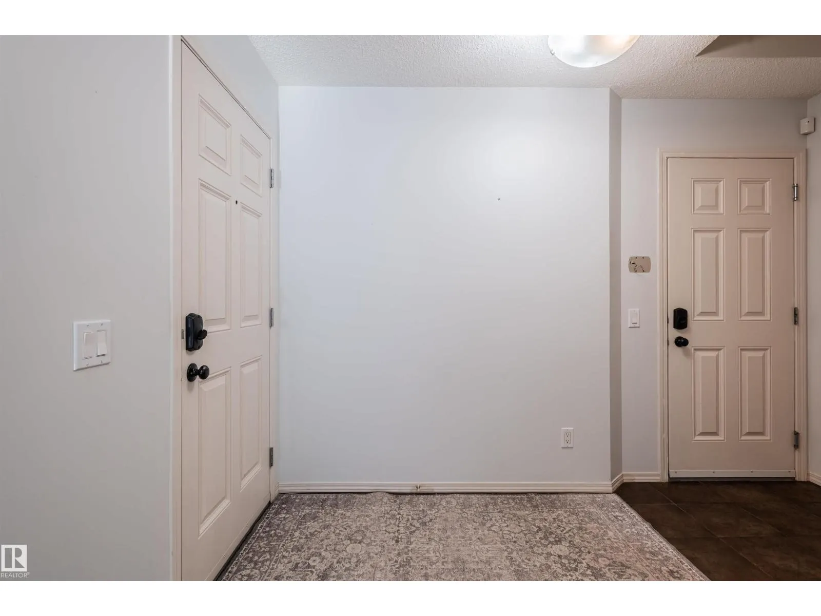 21413 94 AV NW