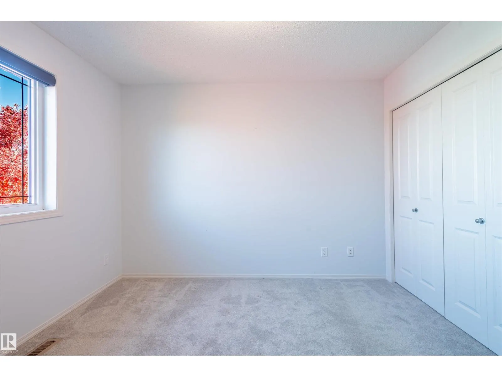 21413 94 AV NW