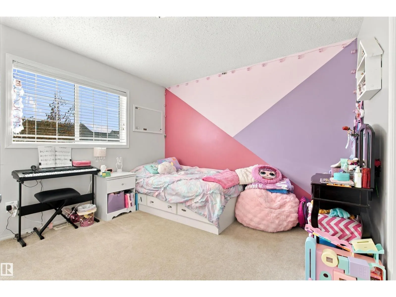 3801 42 Ave