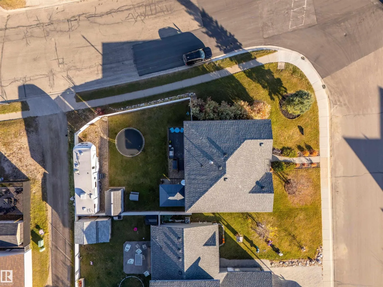 3801 42 Ave
