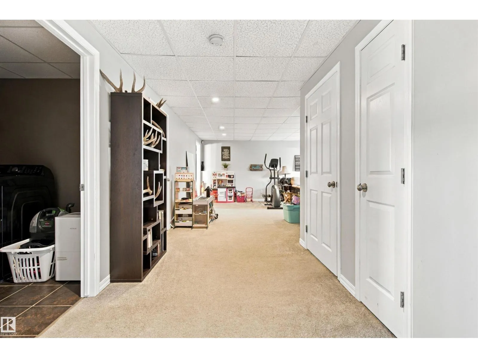 3801 42 Ave