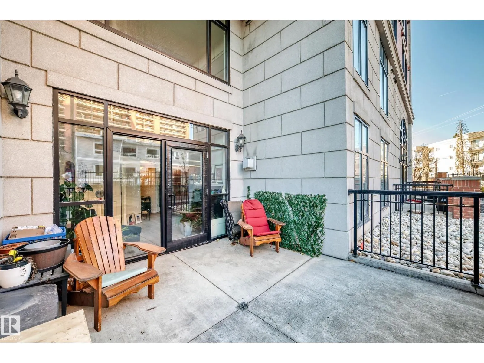 #103 9020 JASPER AV NW