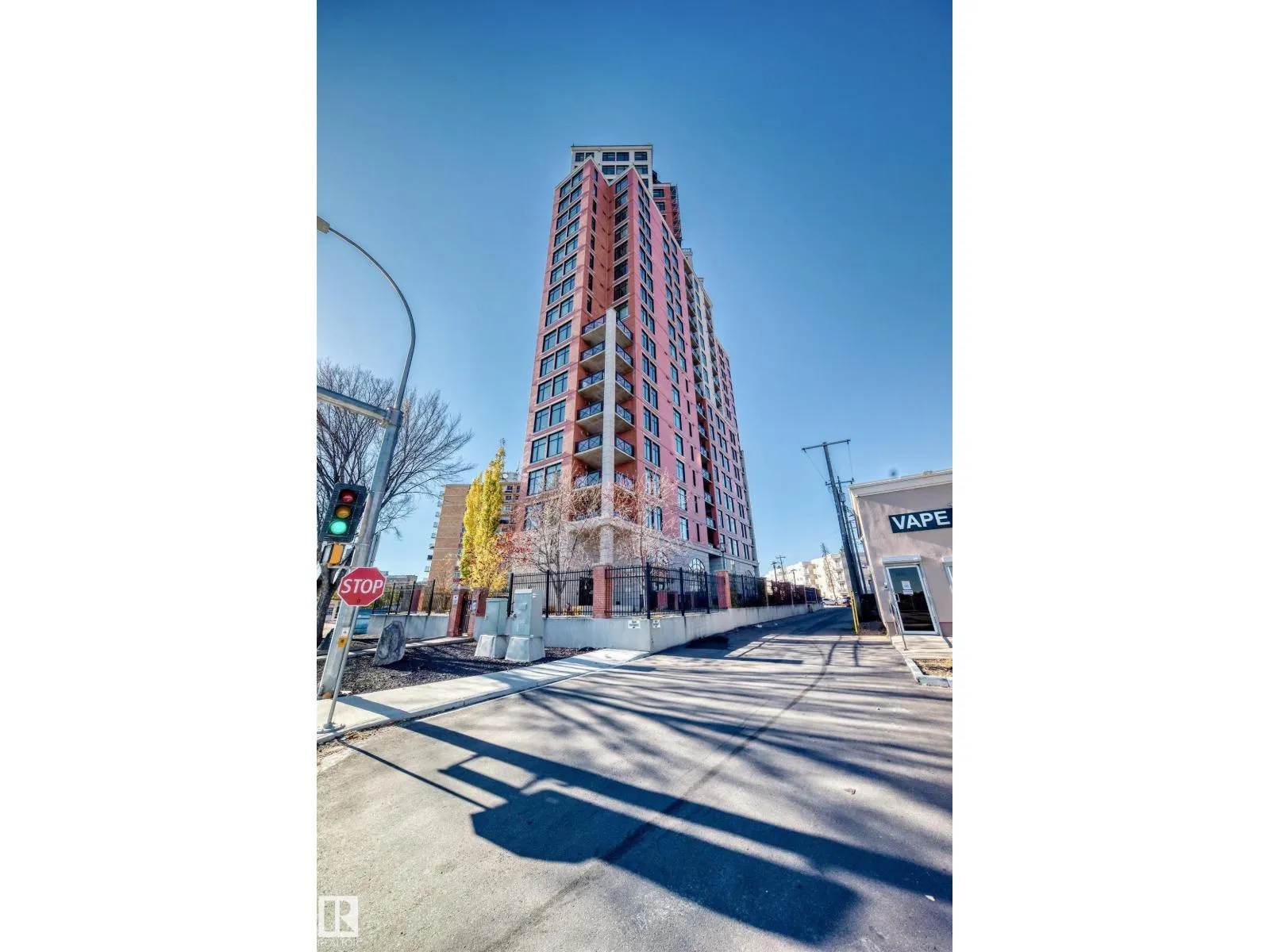 #103 9020 JASPER AV NW