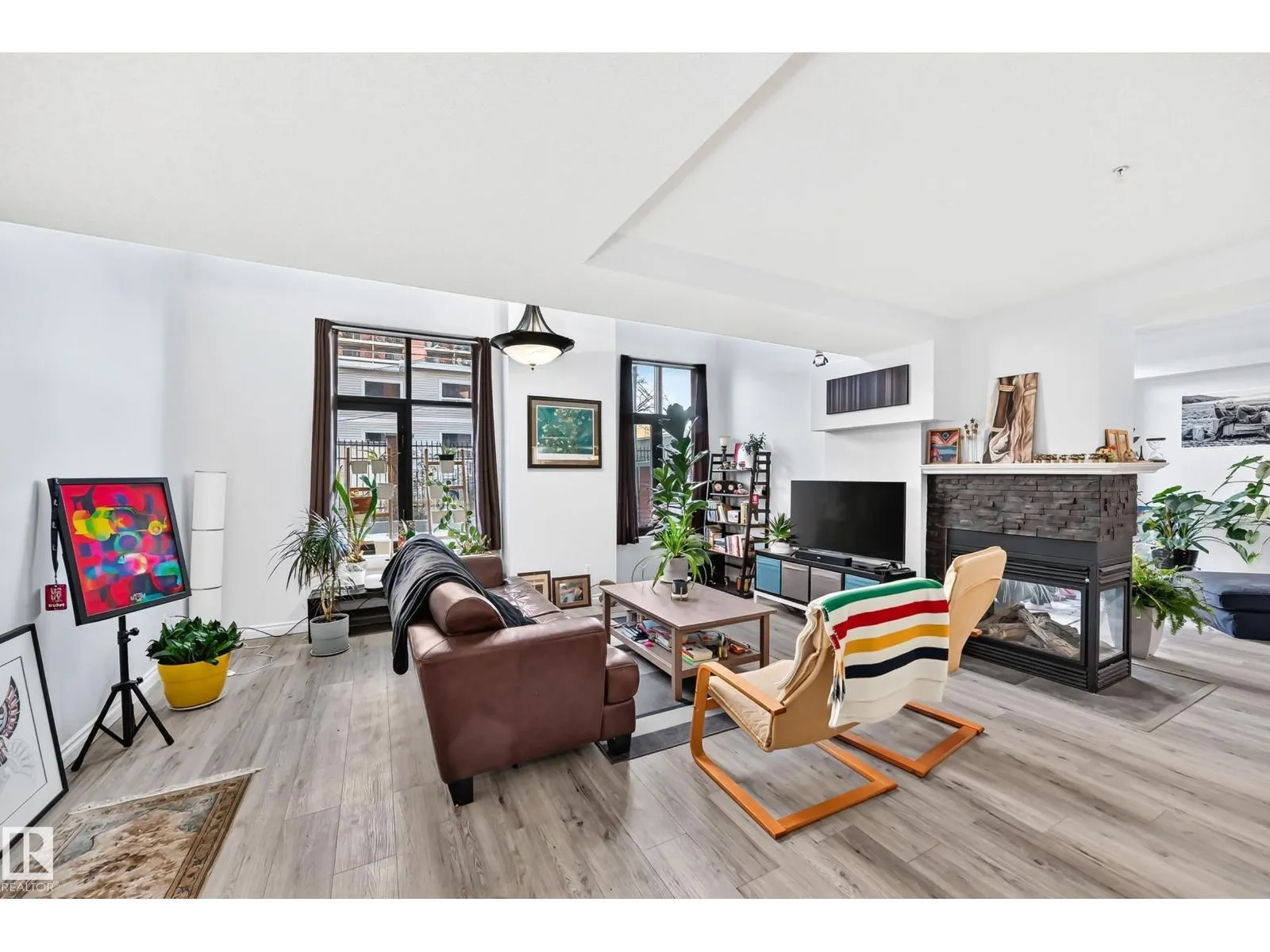 #103 9020 JASPER AV NW