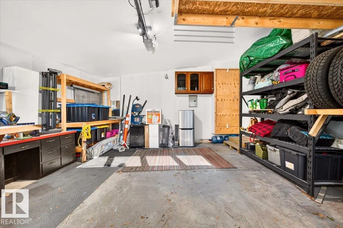 8512 134 AV NW