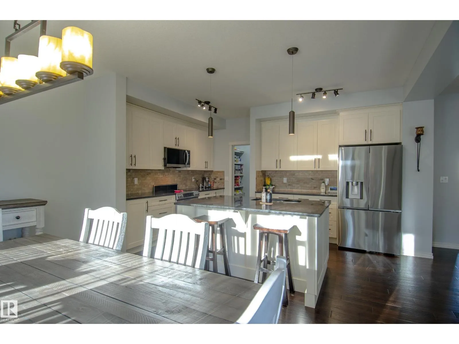 247 SECORD DR NW