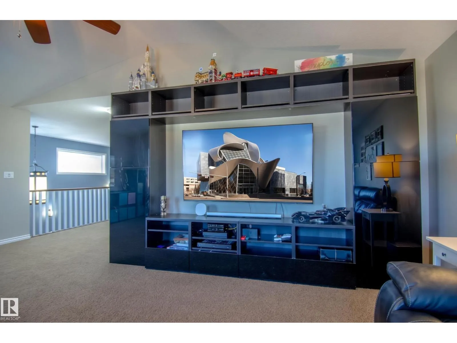247 SECORD DR NW