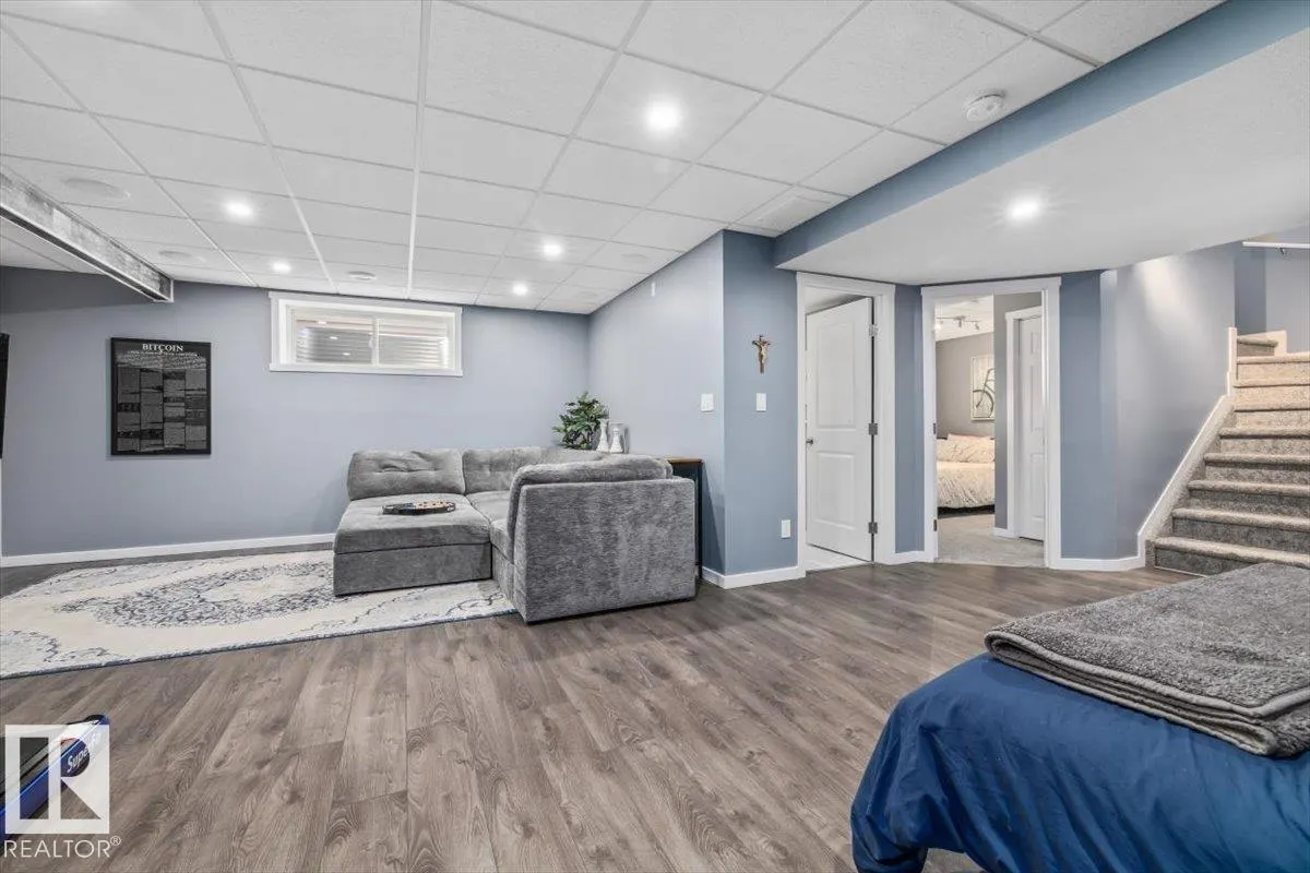 22507 99 AV NW