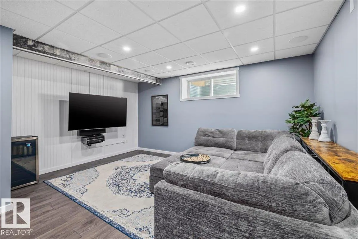 22507 99 AV NW