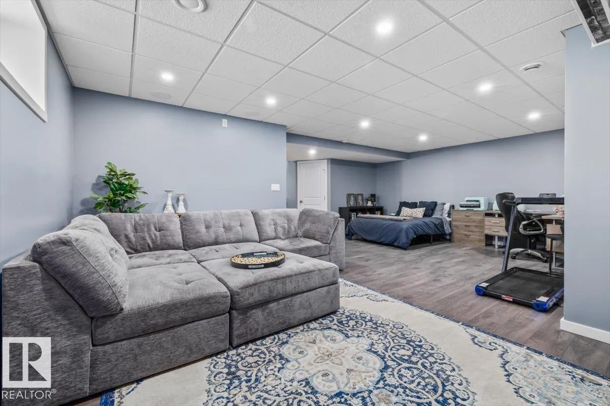 22507 99 AV NW