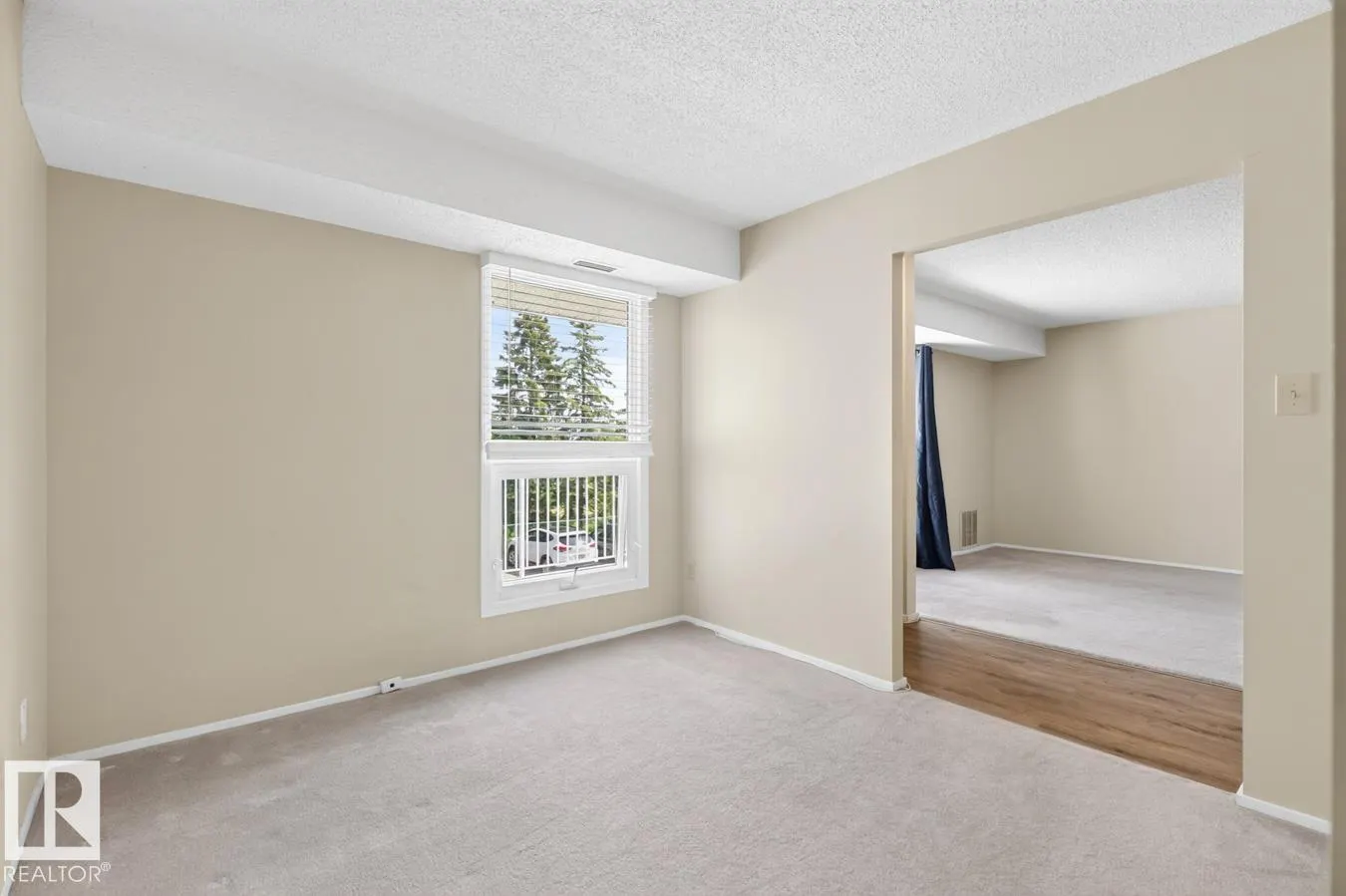 #31 2115 118 ST NW