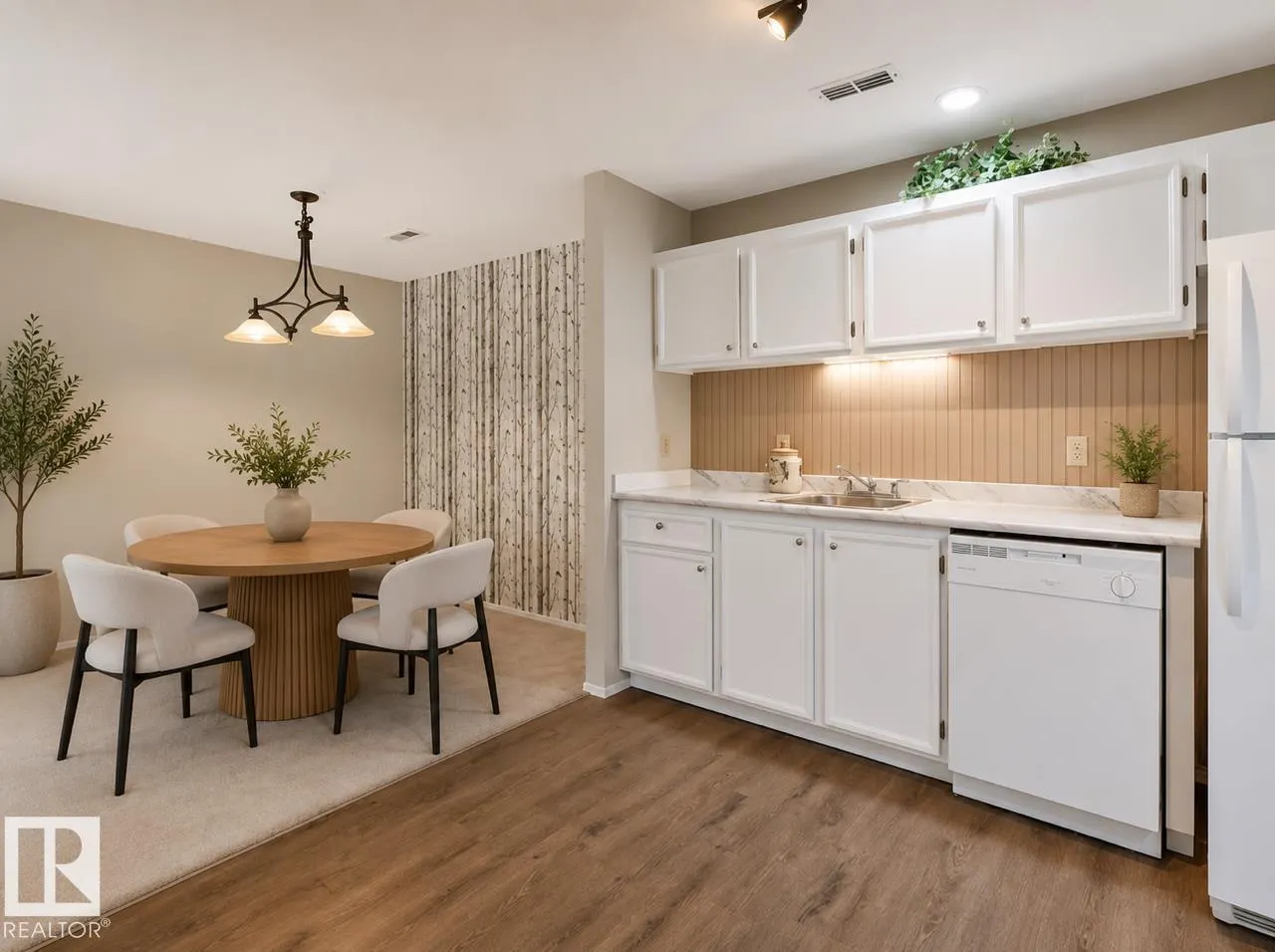 #31 2115 118 ST NW