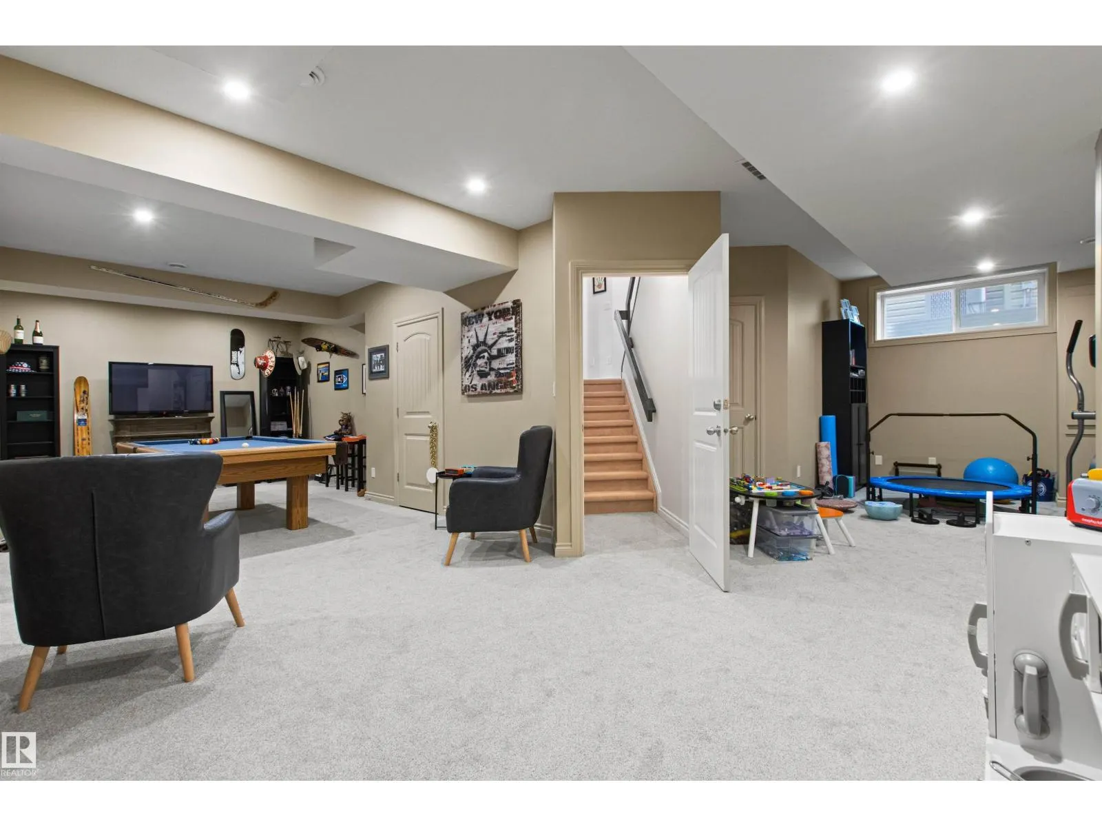 408 CALLAGHAN CO SW