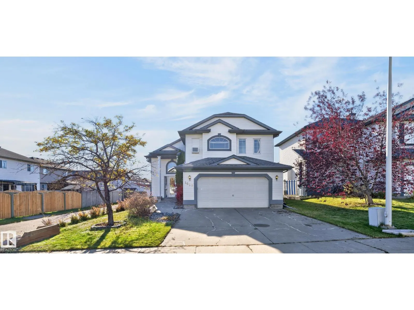 4615 151 AV NW