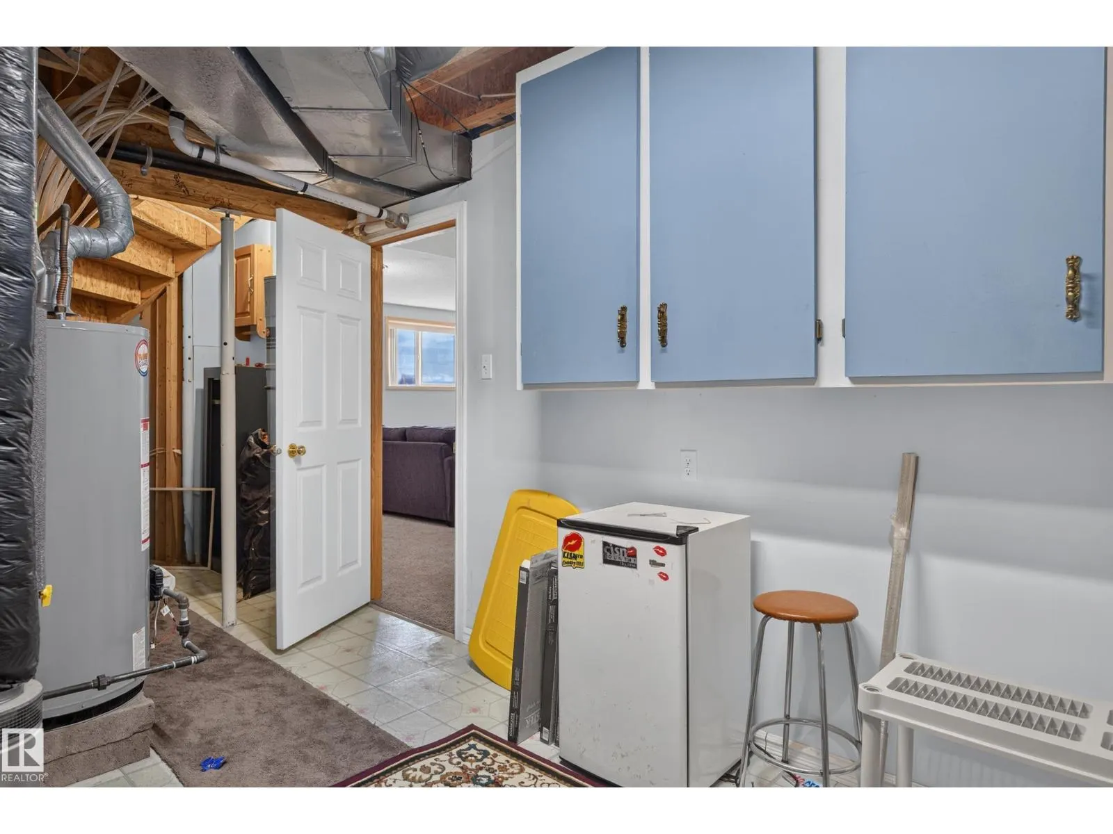 4615 151 AV NW