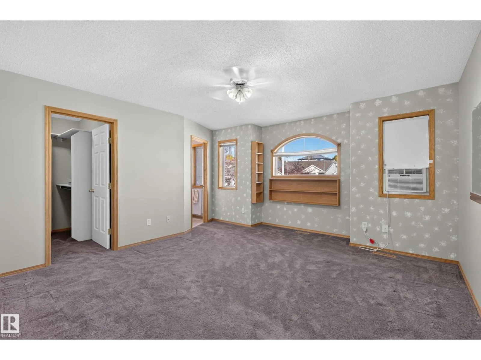 4615 151 AV NW