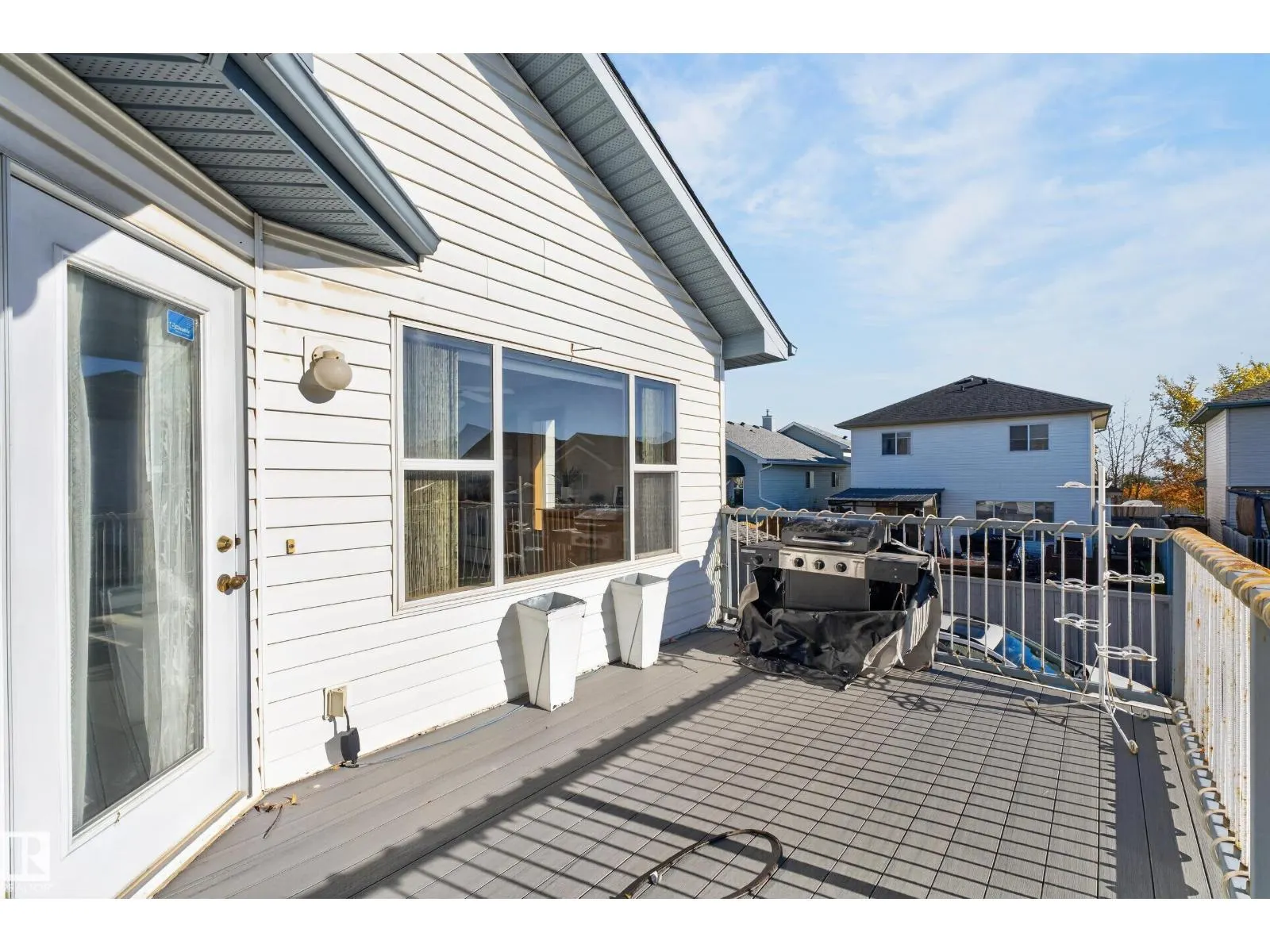 4615 151 AV NW