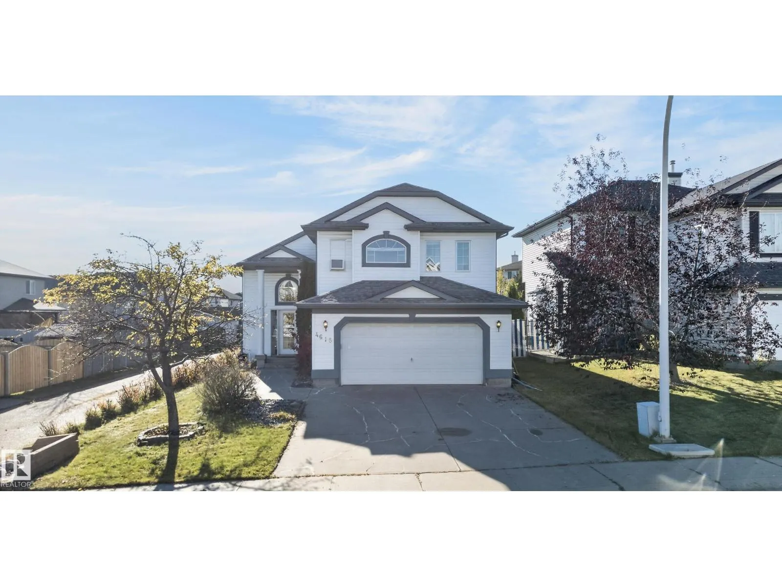 4615 151 AV NW