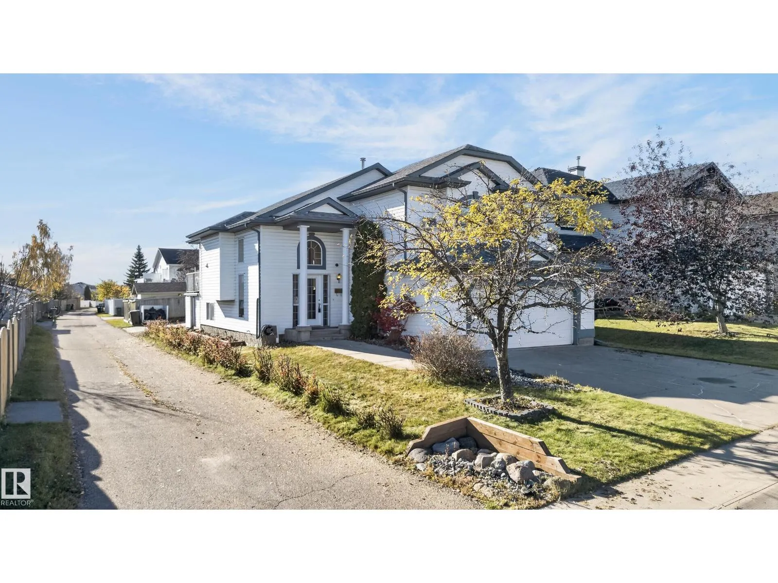 4615 151 AV NW