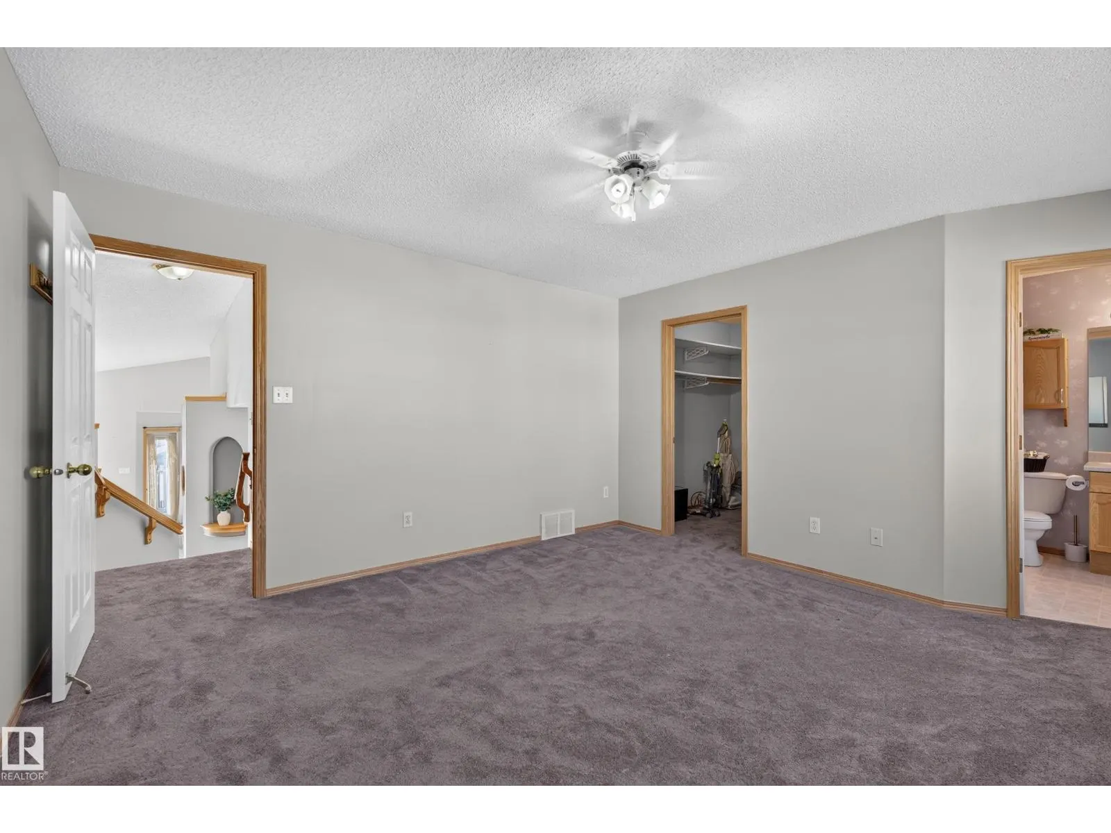 4615 151 AV NW