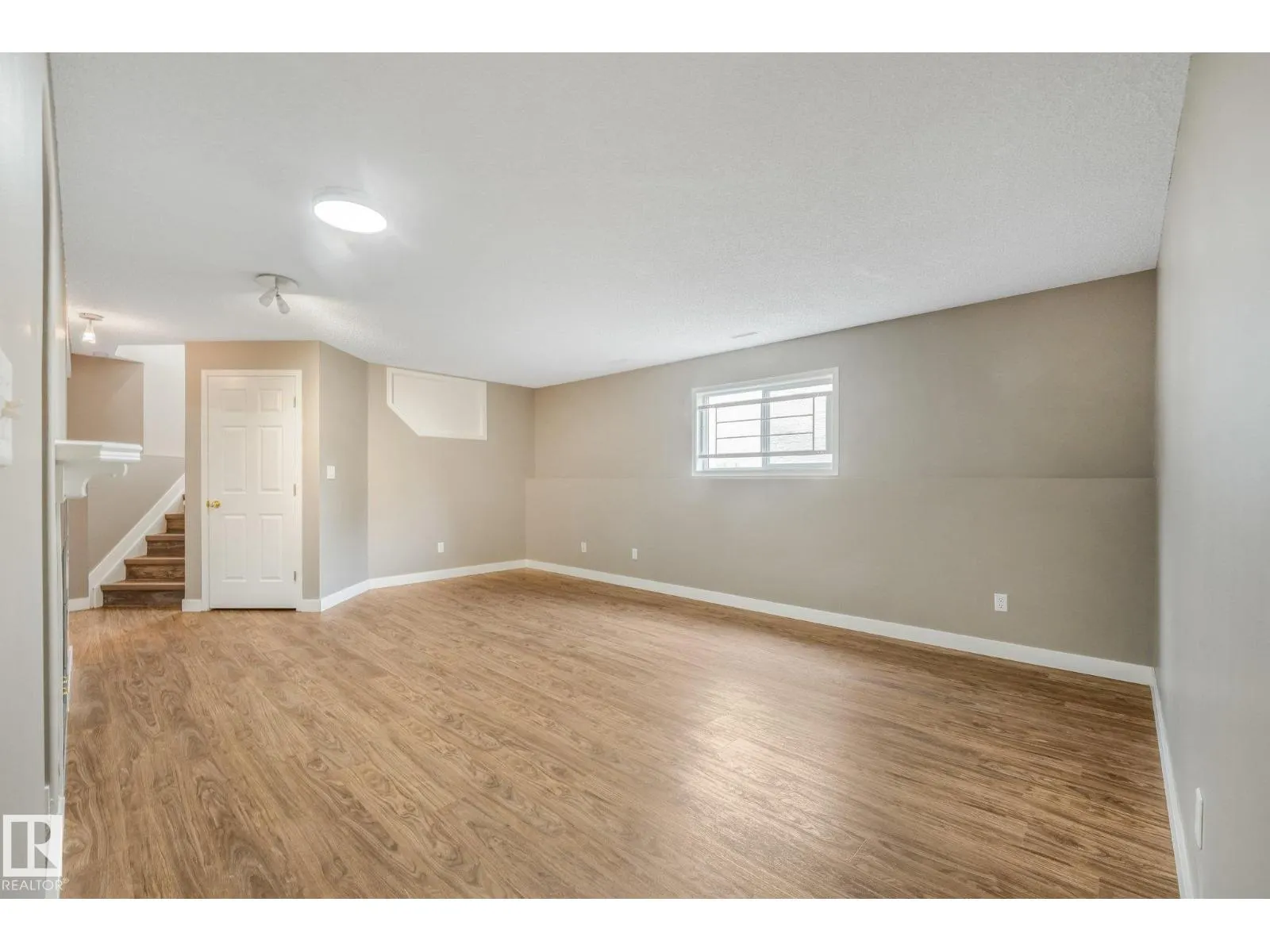 9964 178 AV NW NW