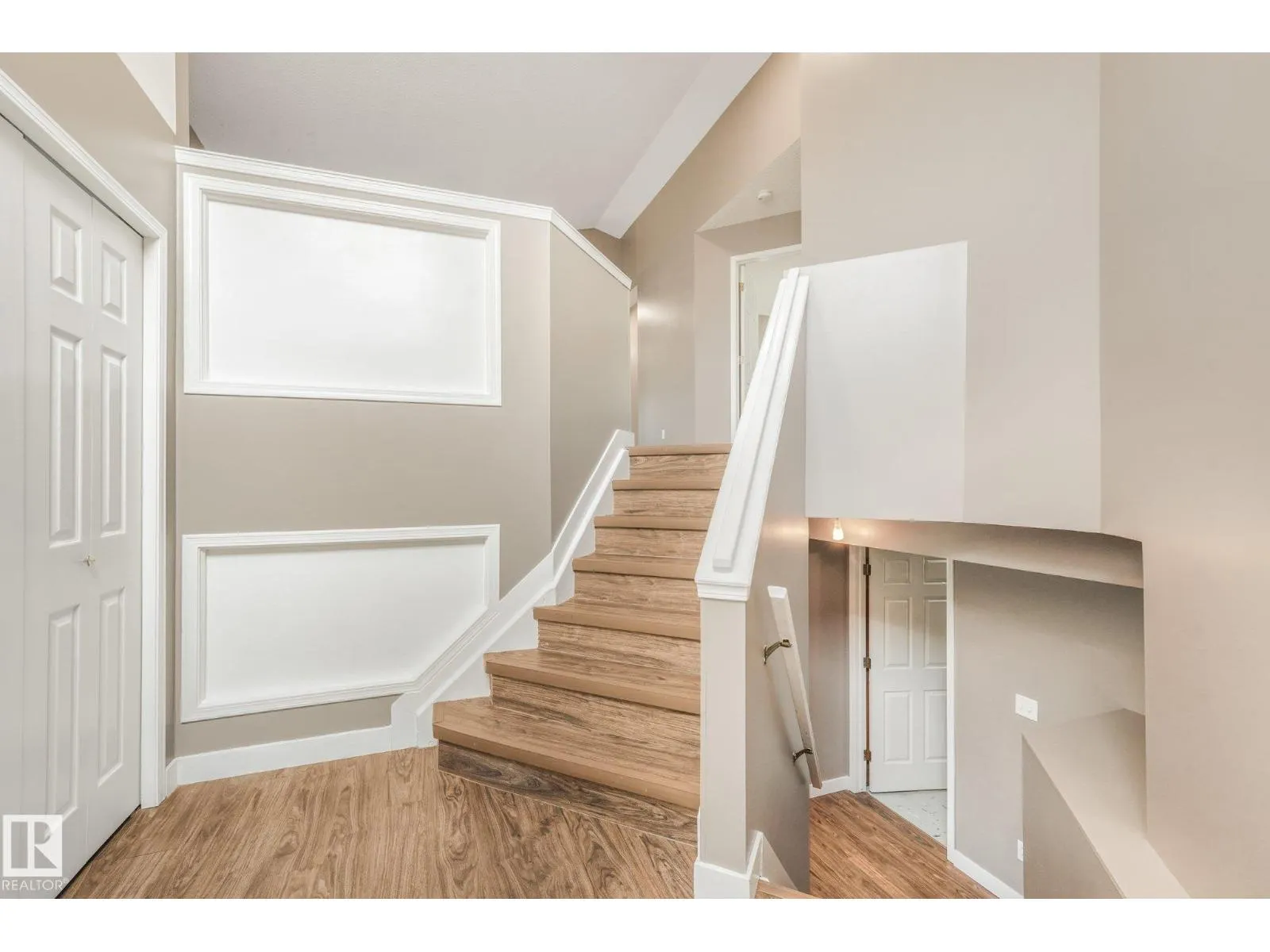 9964 178 AV NW NW
