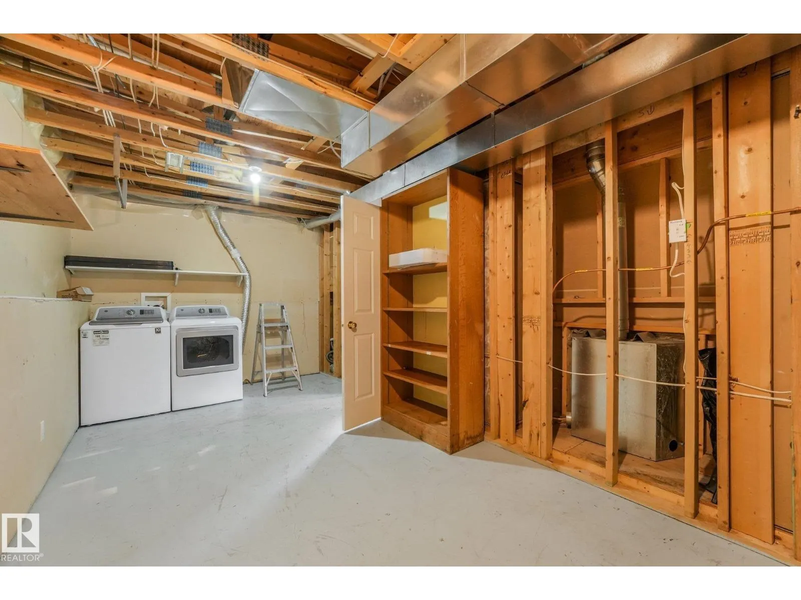 9964 178 AV NW NW